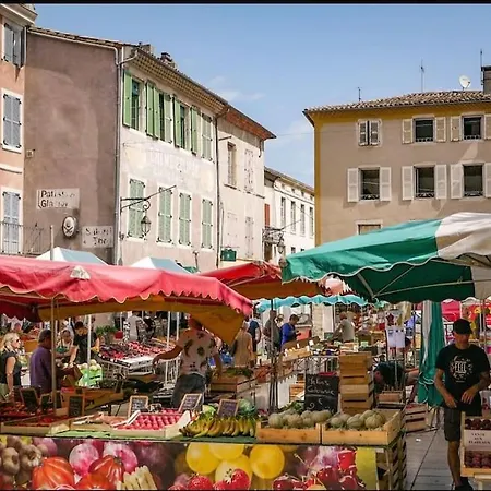 Le Milan-allees Provencales-wifi *